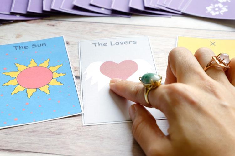 Best Tarot Card Spreads for Love Readings